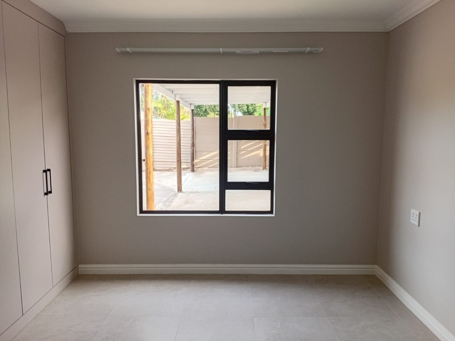 To Let 2 Bedroom Property for Rent in Cambridge West Eastern Cape